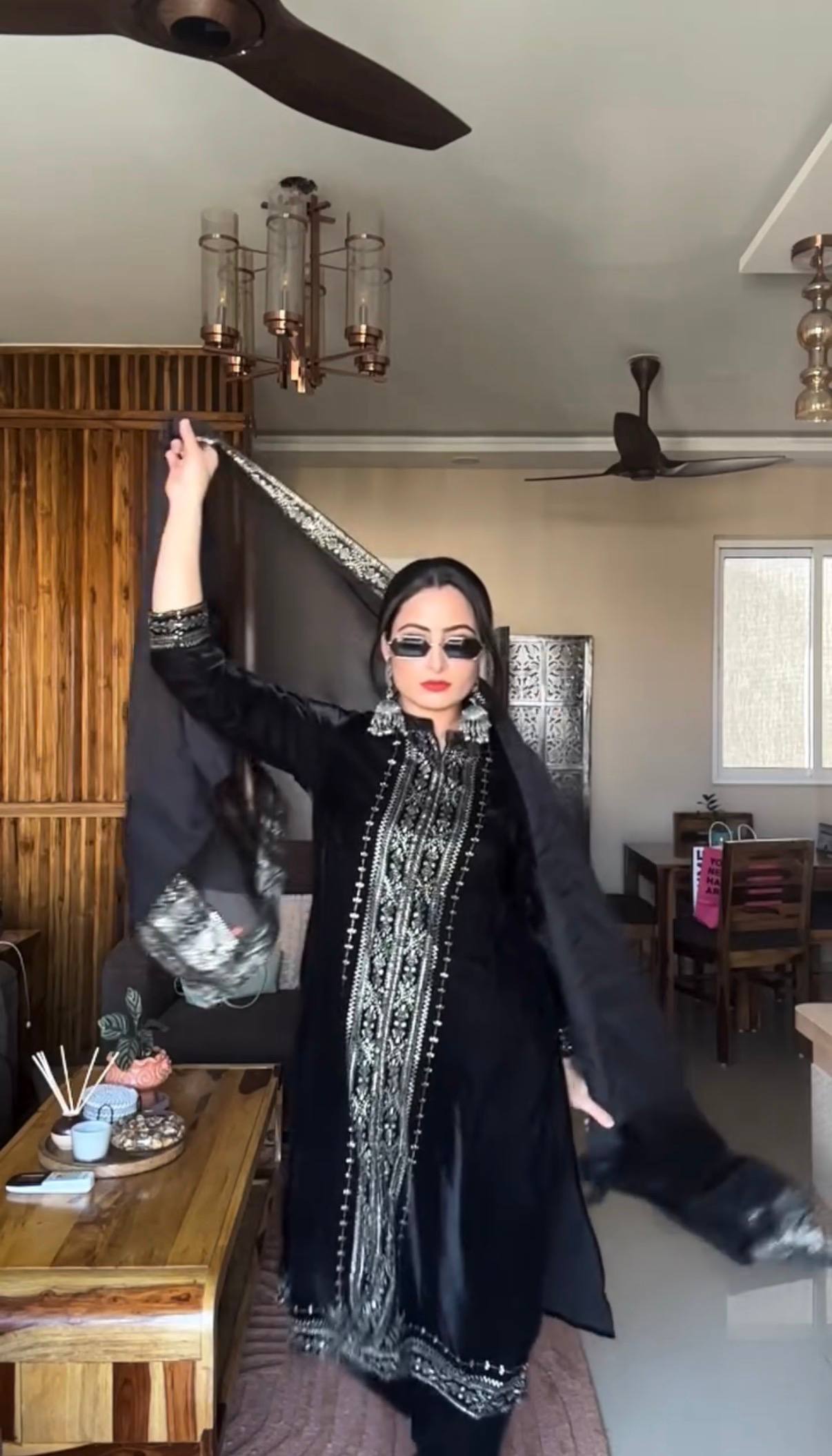 9000 Velvet Front Embroidered Kurti with Palazzo & Heavy Embroidered Dupatta ST-1156
